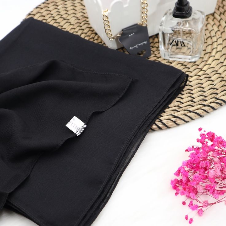 Hijab Bella Squard Segiempat